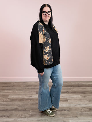 *NEW* Downtown Petals Ribbed Long Sleeve Top | Black