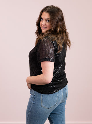 *NEW* Glitter Kisses Short Sleeve Sequin Top | Black