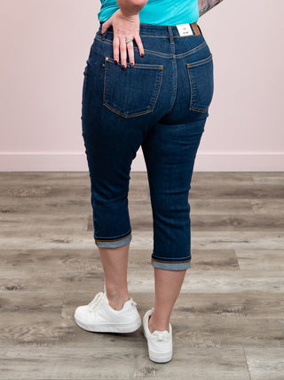 *NEW* Judy Blue | High Rise Single Cuff Capri | Dark Wash | Shemar
