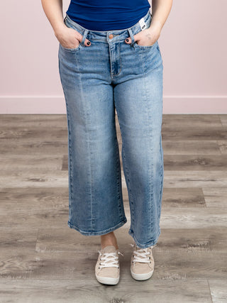 *NEW* Judy Blue | Mid Rise Wide Crop Vintage Pockets | Rus