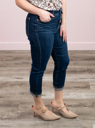 *NEW* Judy Blue | High Rise Single Cuff Capri | Dark Wash | Shemar