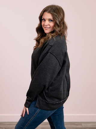 Sasha Acid Wash Fleece Sweatshirt | Black