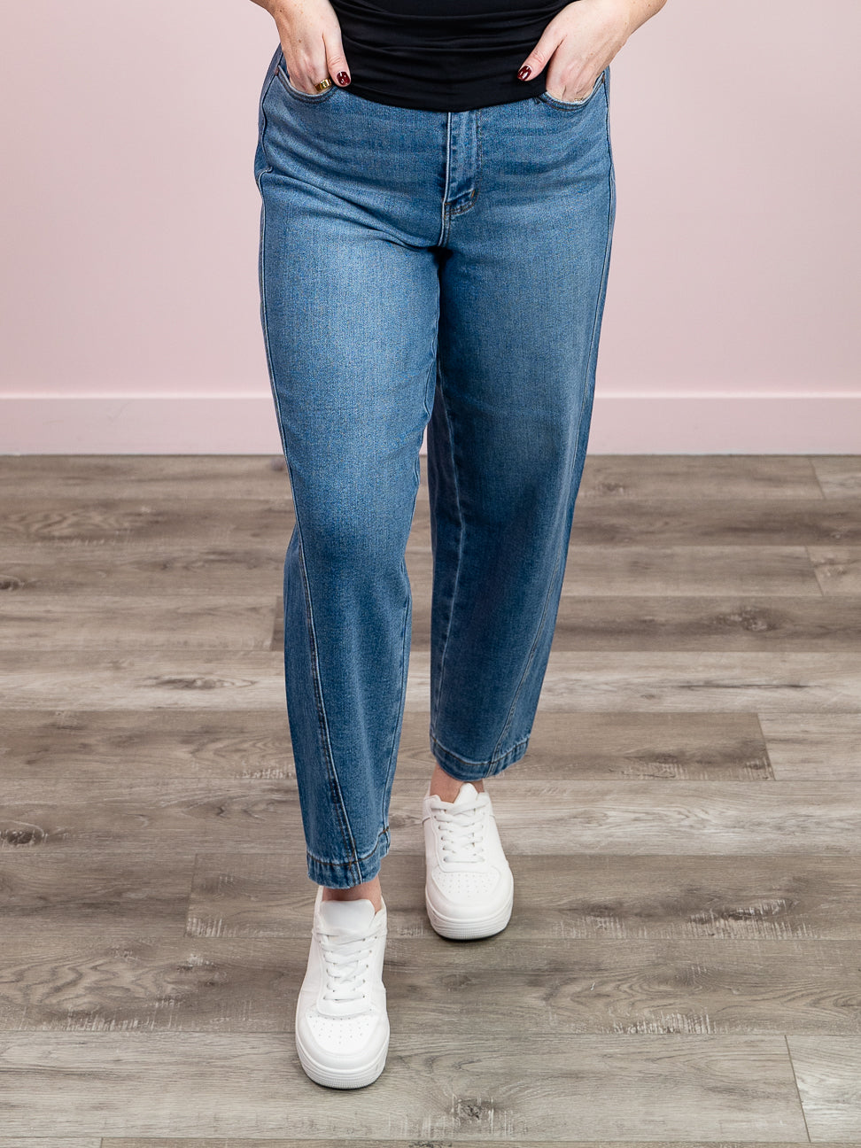 Judy Blue | High Rise Panel Barrel Jean | Theo – Lavender & Lace Boutique