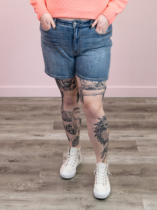 Judy Blue | High Rise Slim Jort | Jett