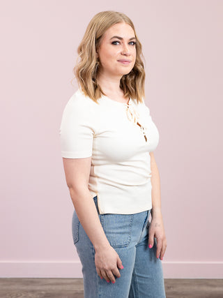 *FINAL SALE* DEX | Kienna Ribbed Lace Up Tee | Vintage Ivory