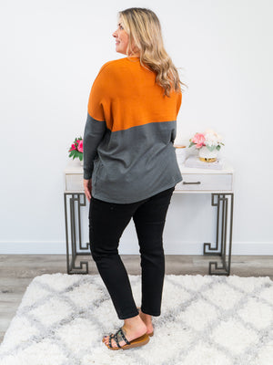 Analee Colorblock Sweater | Amber & Black Caviar