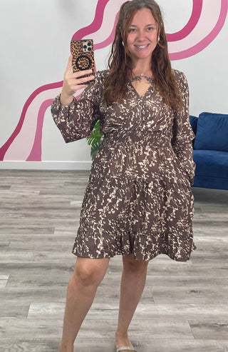 *NEW* The Everie Tiered Midi Dress | Mocha