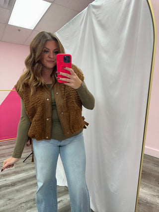 Alaska Oversized Faux Fur Vest | Brown