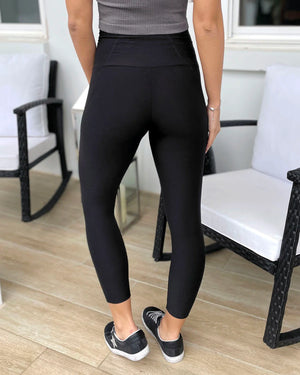 Grace & Lace | Cropped Midweight Daily Pocket Leggings | Black